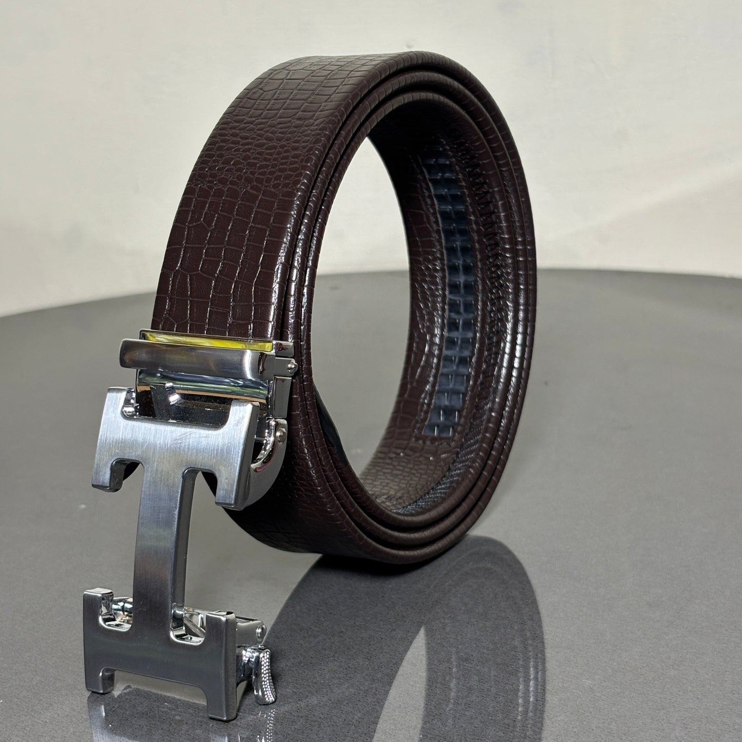 Imported Luxe Auto Lock Belt – Parttern Choclate Brown - Versatile Buckle Collection