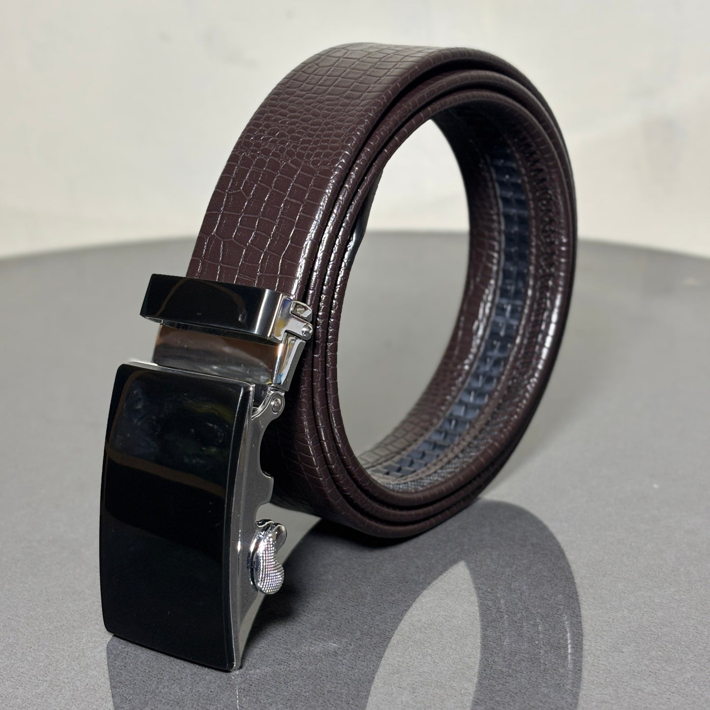 Imported Luxe Auto Lock Belt – Parttern Choclate Brown - Versatile Buckle Collection