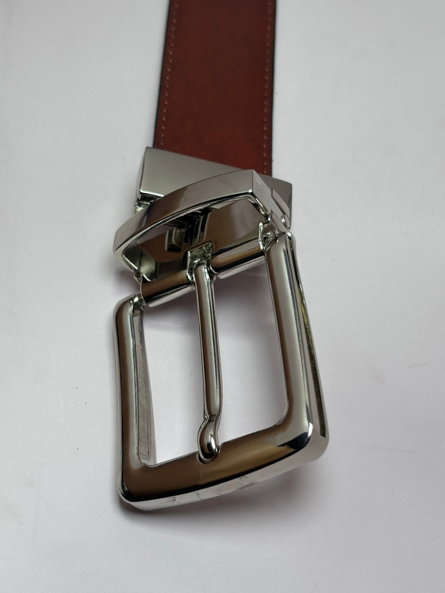 2-in-1 Double-Sided Cow Leather High Chrome Finish Belt - Black & Deep Brown
