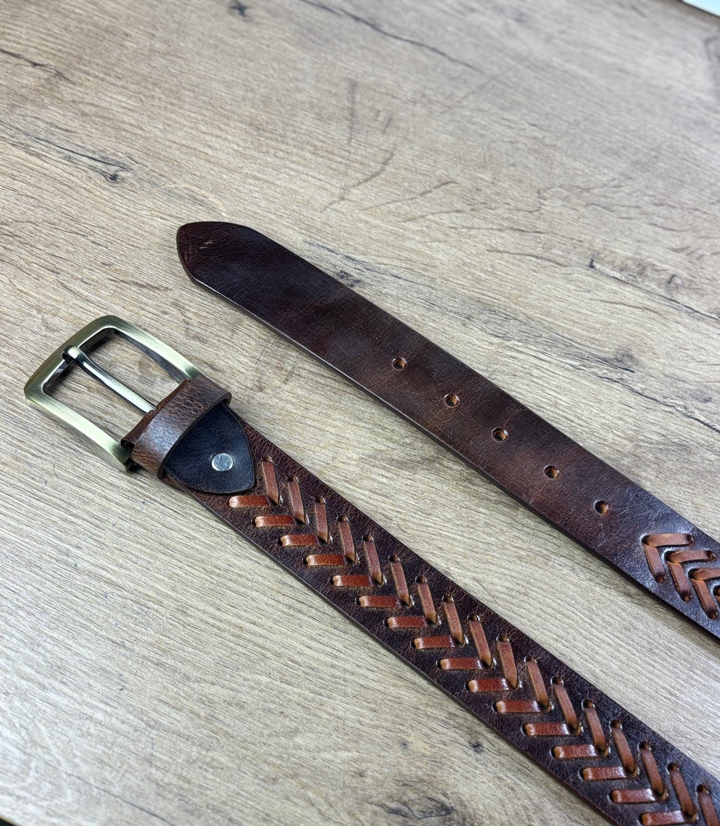 Crazy Horse Handmade Chevron Pattern Leather Belt - 40 MM