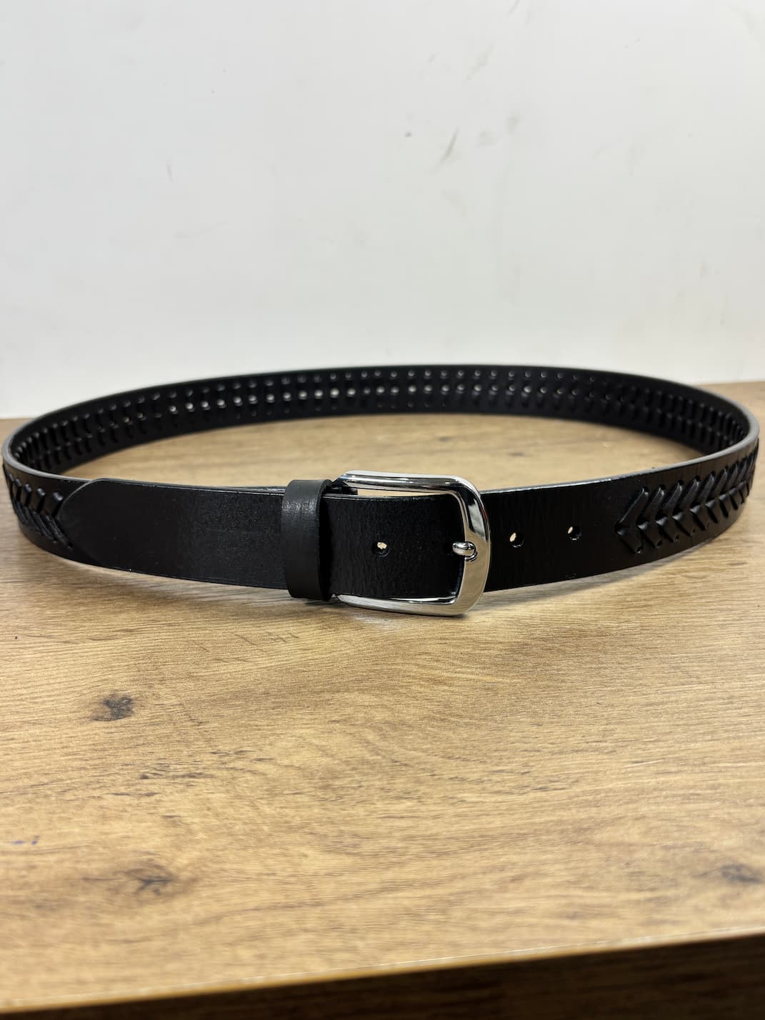 Limited Edition Black Crazy Horse Handmade Chevron Pattern Leather Belt - 40 MM