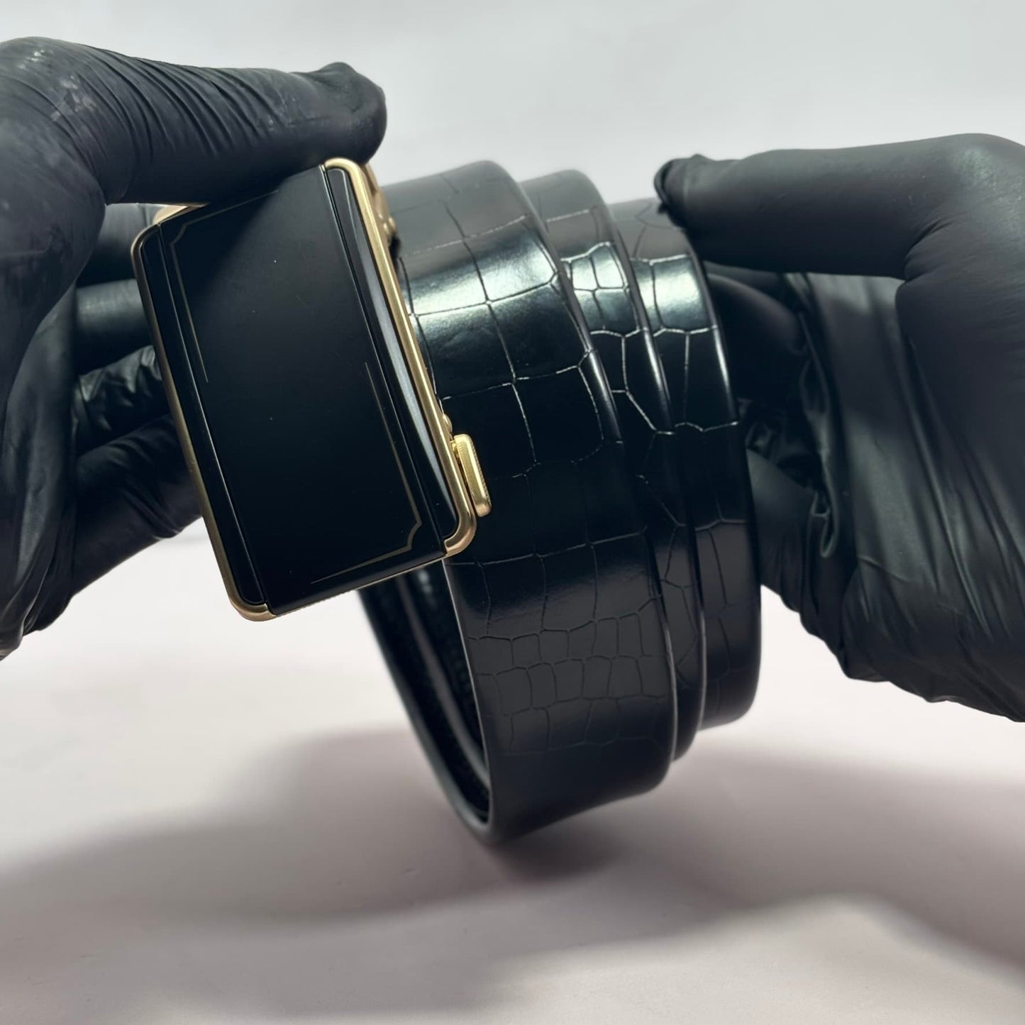 Imported Luxe Auto Lock Belt – Pattern Black - Versatile Buckle Collection