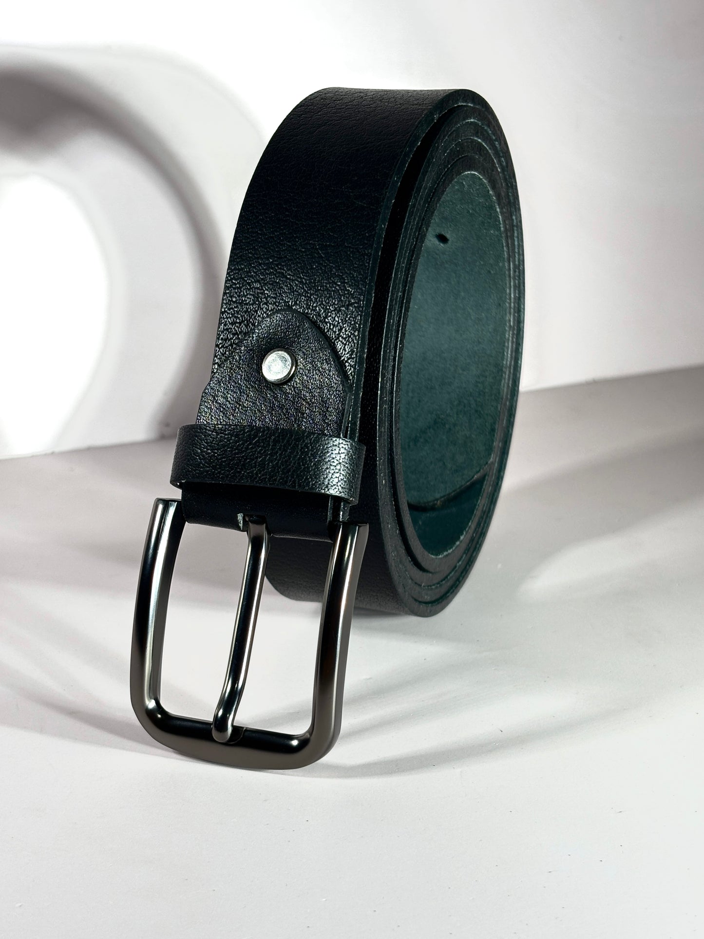 Full Grain 100%  Pure Leather Belt - No Peeling or Cracking - Best For Jeans - Black