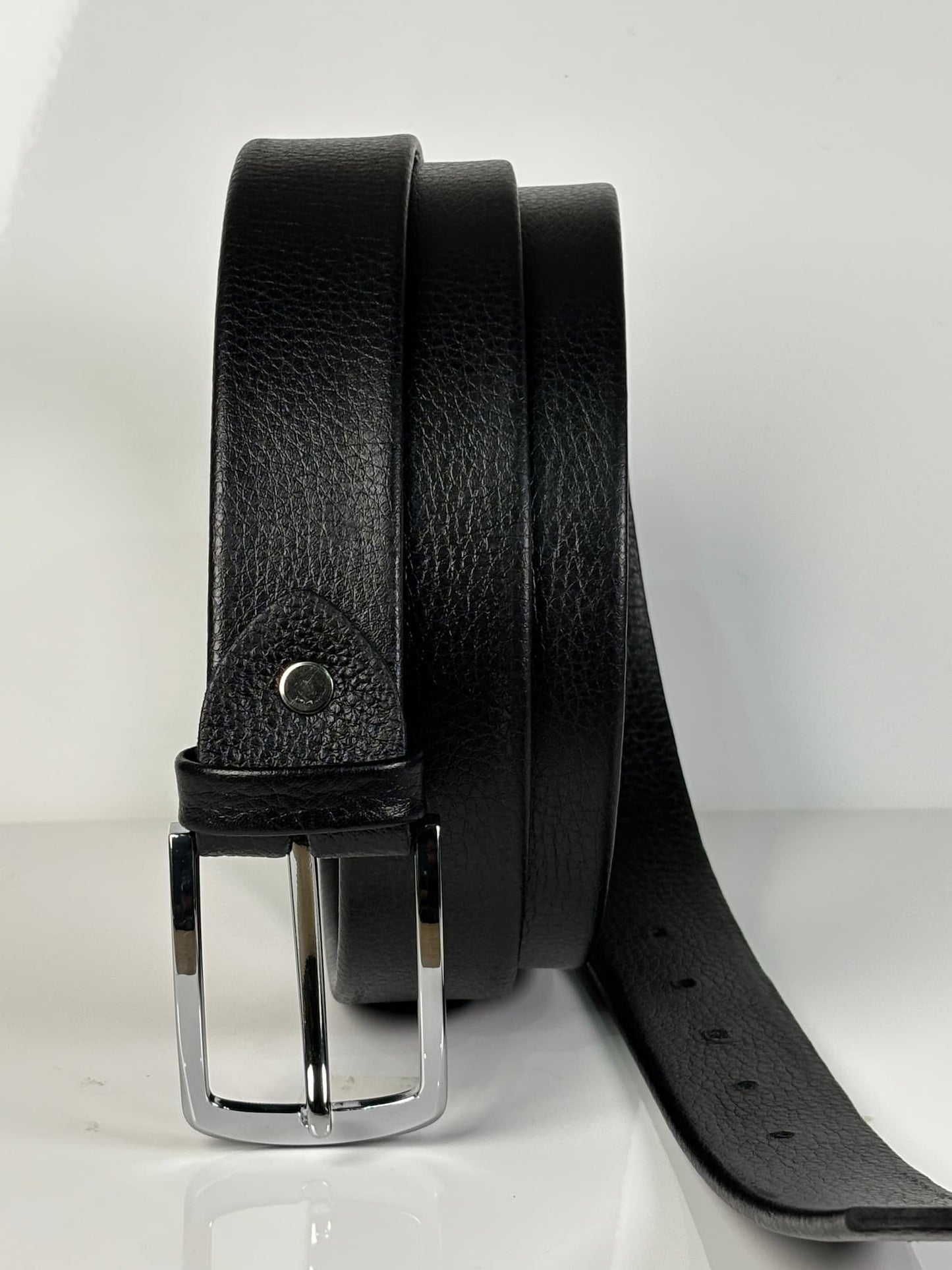Black Full Grain 100%  Pure Leather Belt- No Peeling or Cracking - Best For Dress Pant