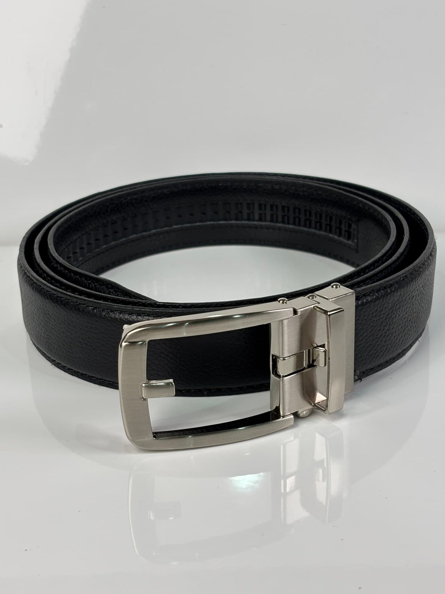 Auto Lock Full Grain Leather Belt -Black