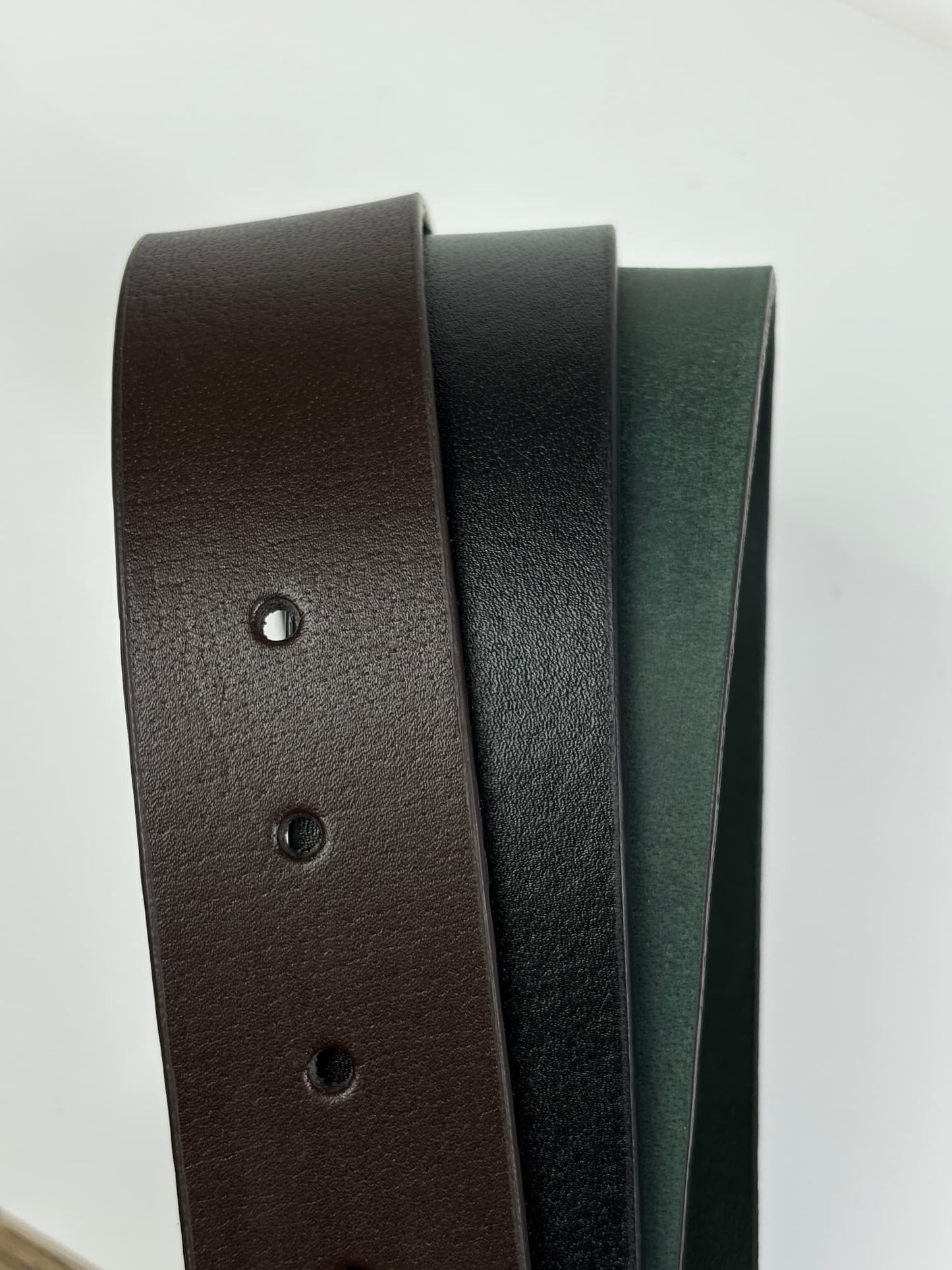 Pack of 3 - 40 MM Leather Belts - Black, Green & Chocolate Brown