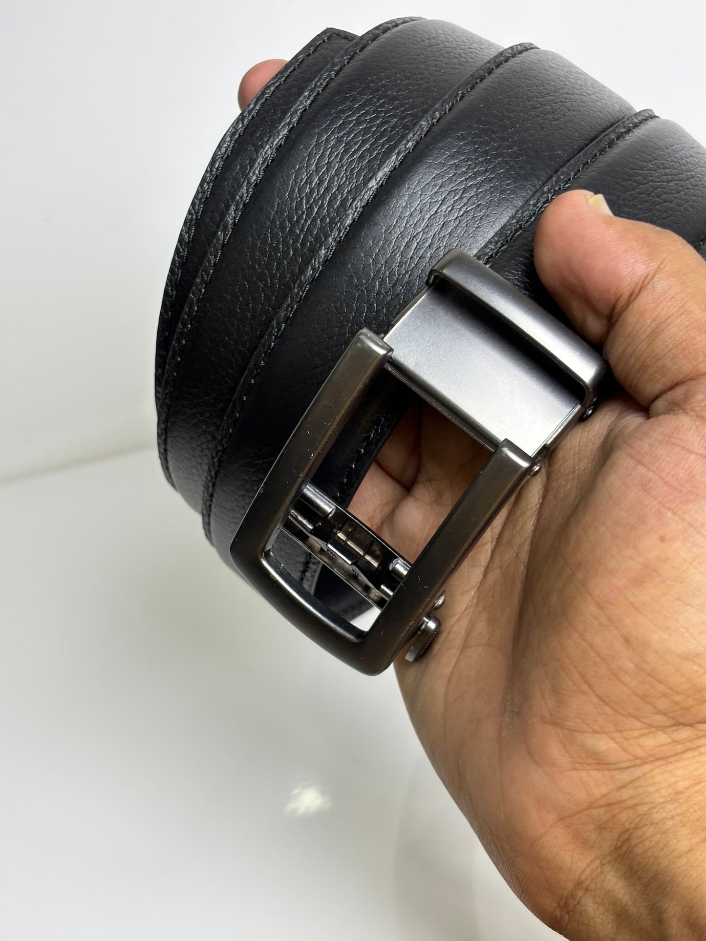 Auto Lock Full Grain Leather Belt -Black